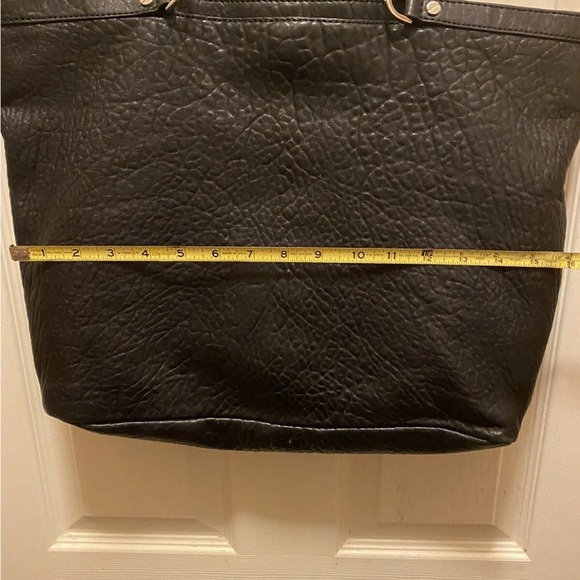 Michael Kors Channing Large Black Pebbled Leather Satchel Shoulder Tote Bag EUC - Picture 13 of 14